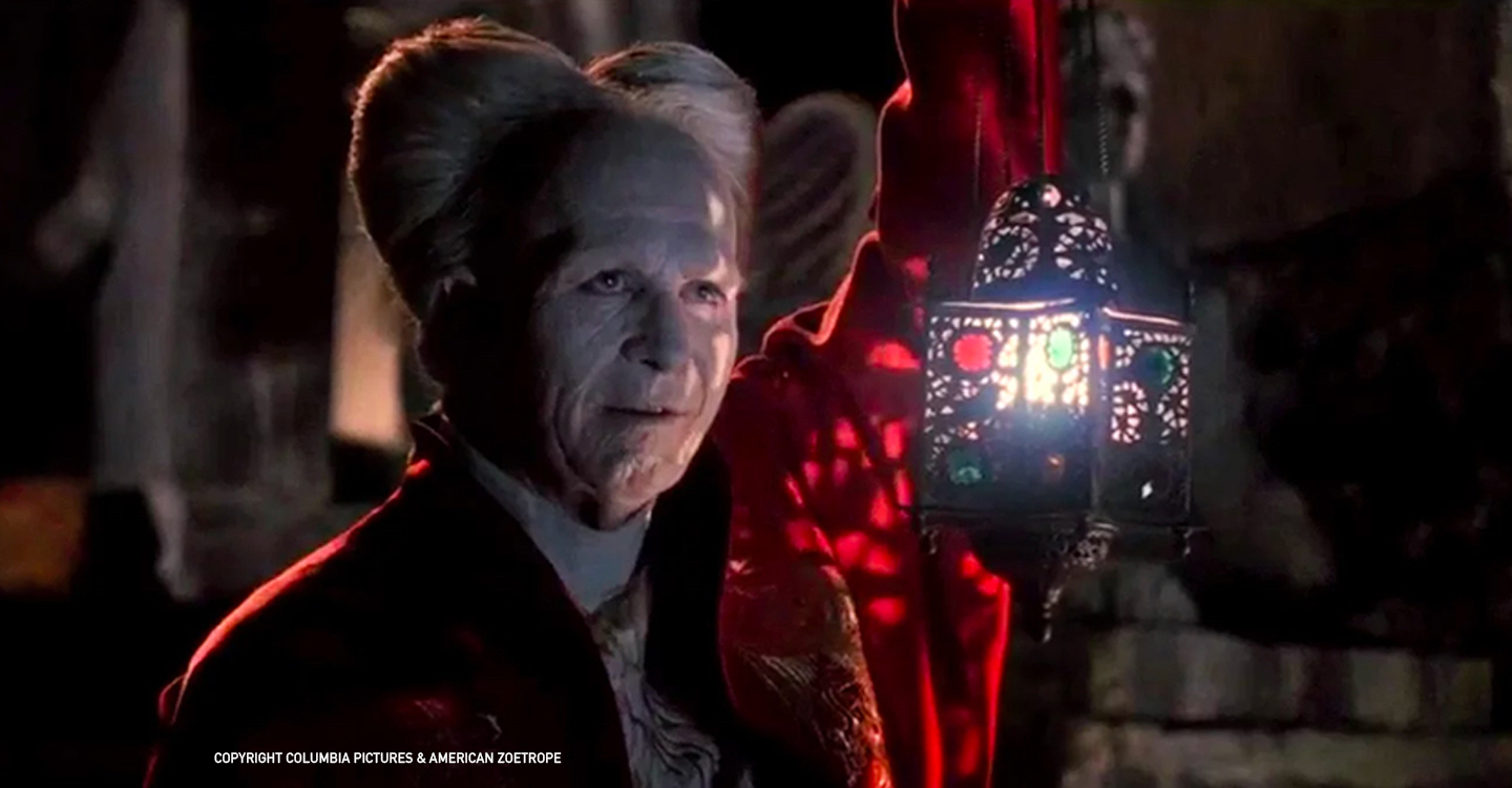 02 Dracula.jpg (404 KB)