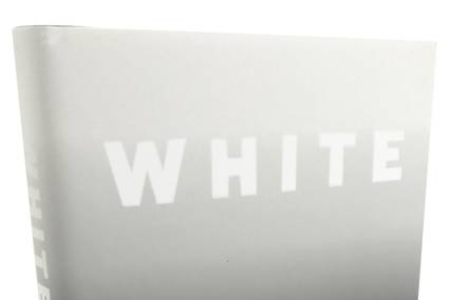 Critique Du Livre WHITE